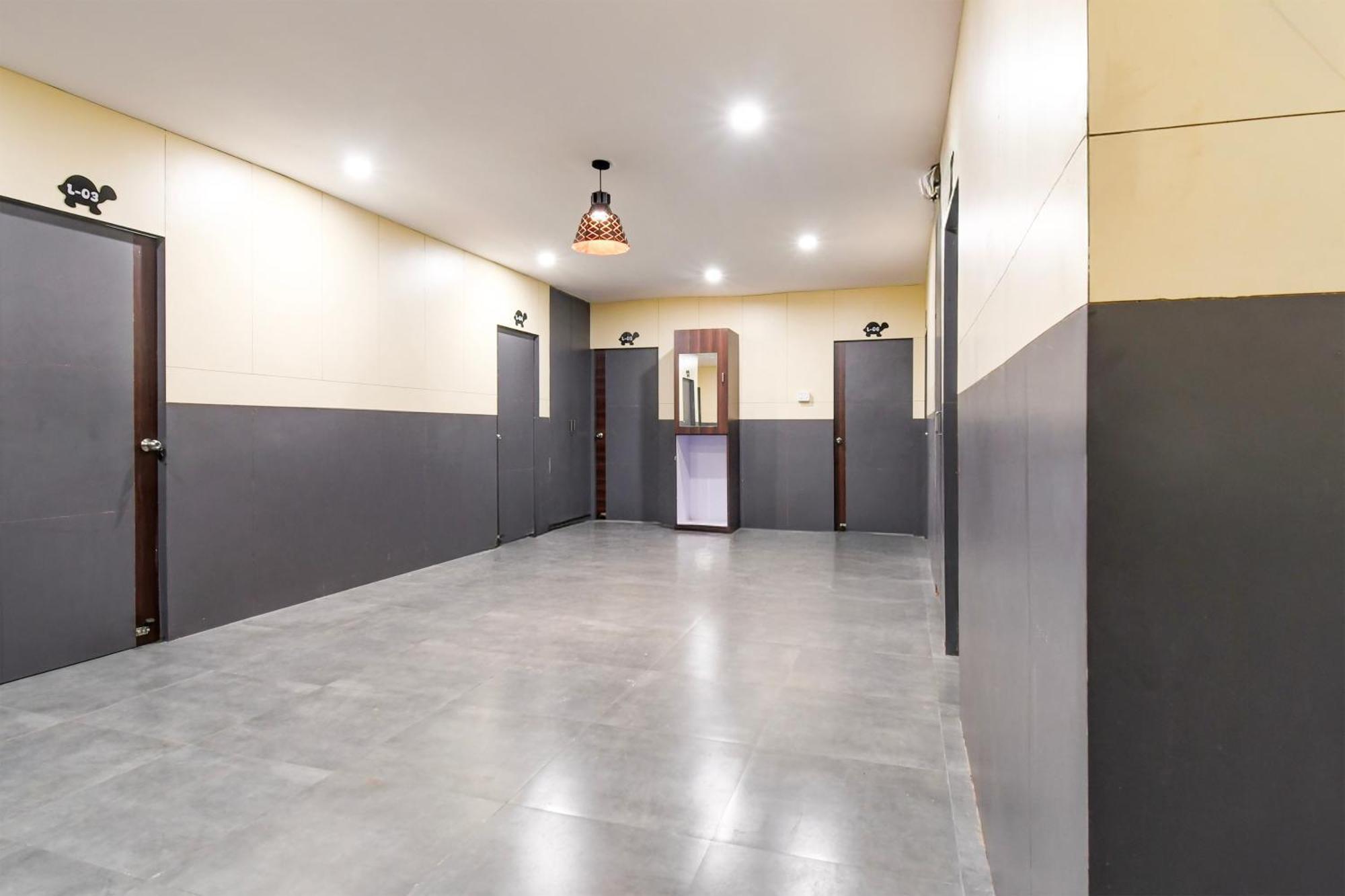 Super Hotel O Pra Guest House ブバネーシュワル エクステリア 写真